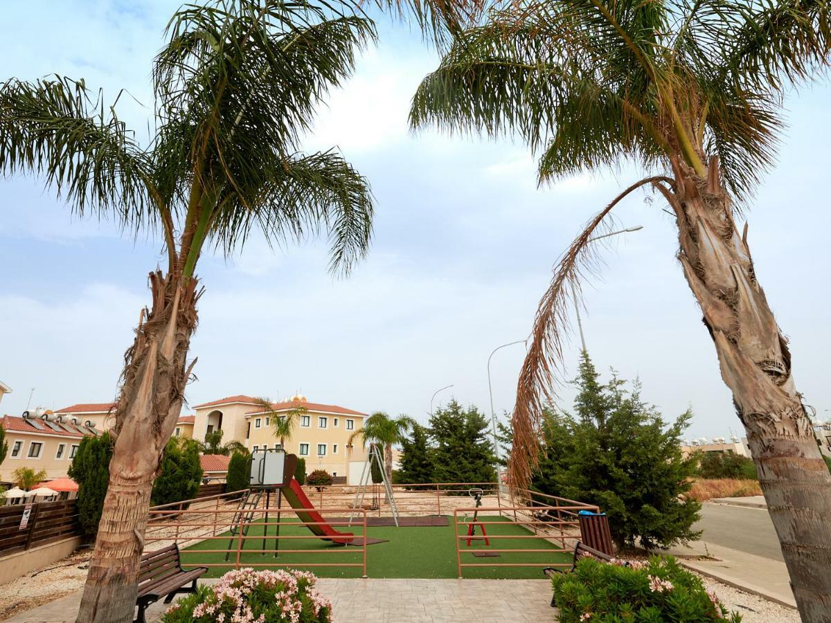 Kyklades Angie Resort โปรทาราส ภายนอก รูปภาพ
