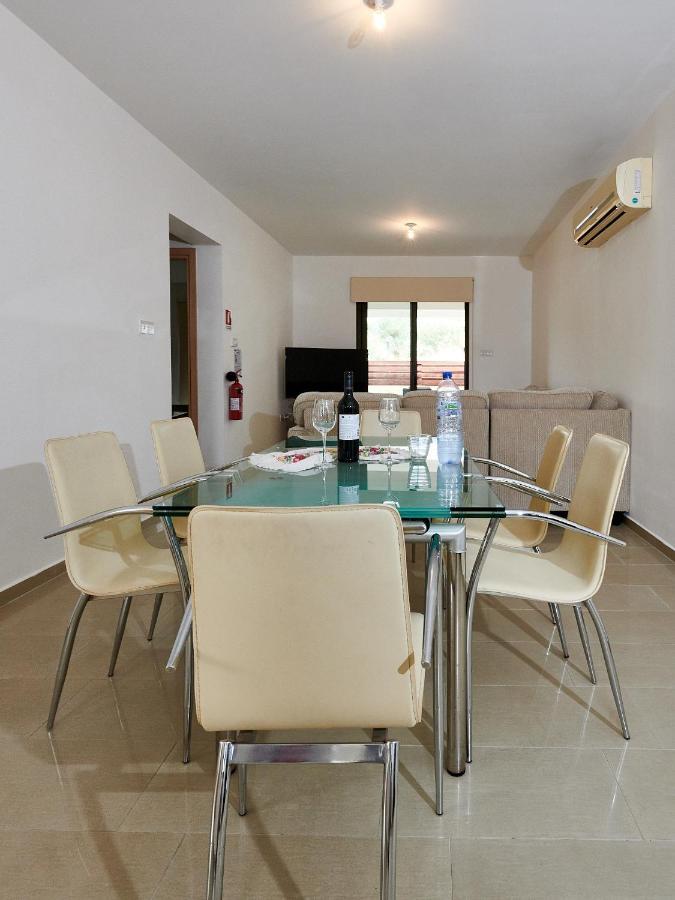 Kyklades Angie Resort โปรทาราส ภายนอก รูปภาพ